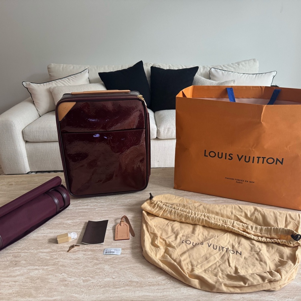 Louis Vuitton Rouge Fauviste 45 Luggage